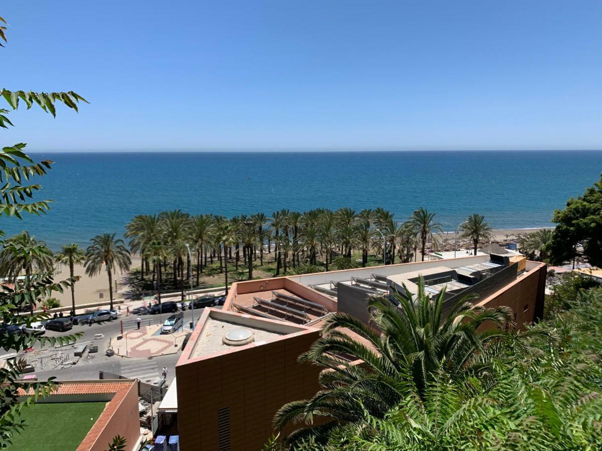 El Cortijuelo. Magnificent Triplex Terraced House With Rooftop Of 18M2, Overlooking The Sea. Parking Торремолінос Екстер'єр фото